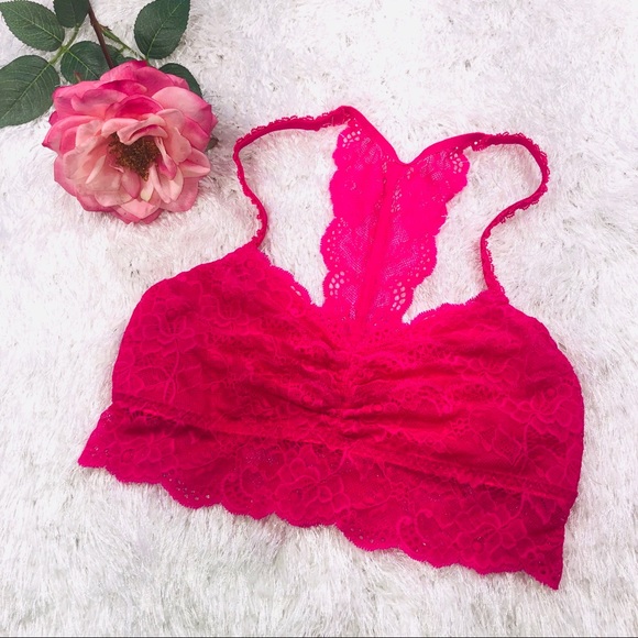 PINK Victoria's Secret Other - NWOT Victoria’s Secret PINK Bralette Size Medium